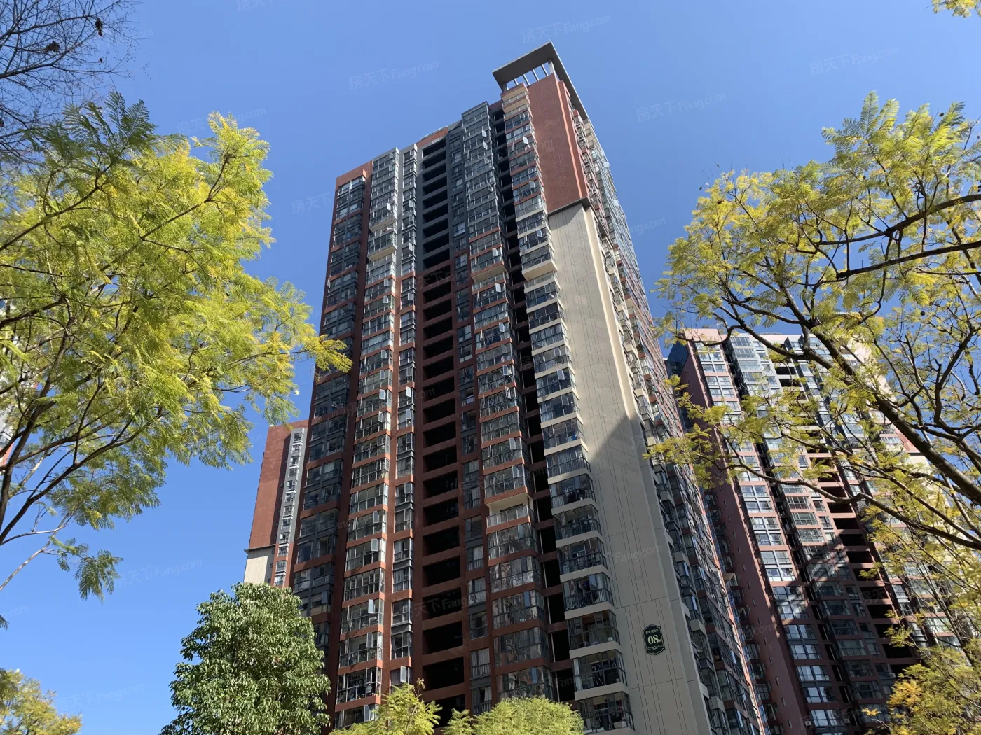 德润朗悦湾小区租房,一室零厅,房东要租1300一个月,昆明五华北市区