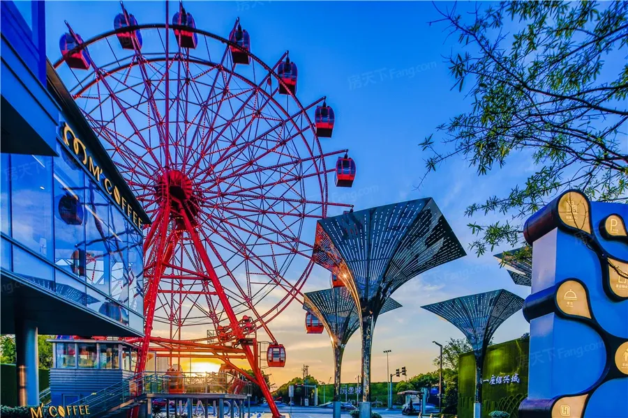 天空之城小区社区配套之摩天轮