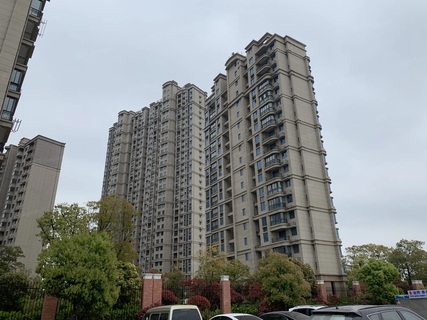 泰州碧桂园林湖郡买房租房找人气经纪人更安心