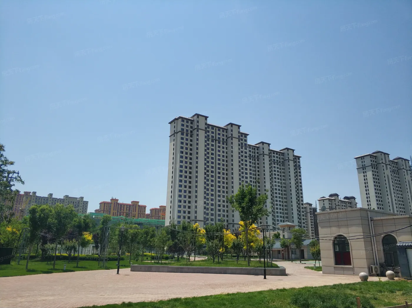 星河湾·荣景园准现房在售中 7300元/㎡起