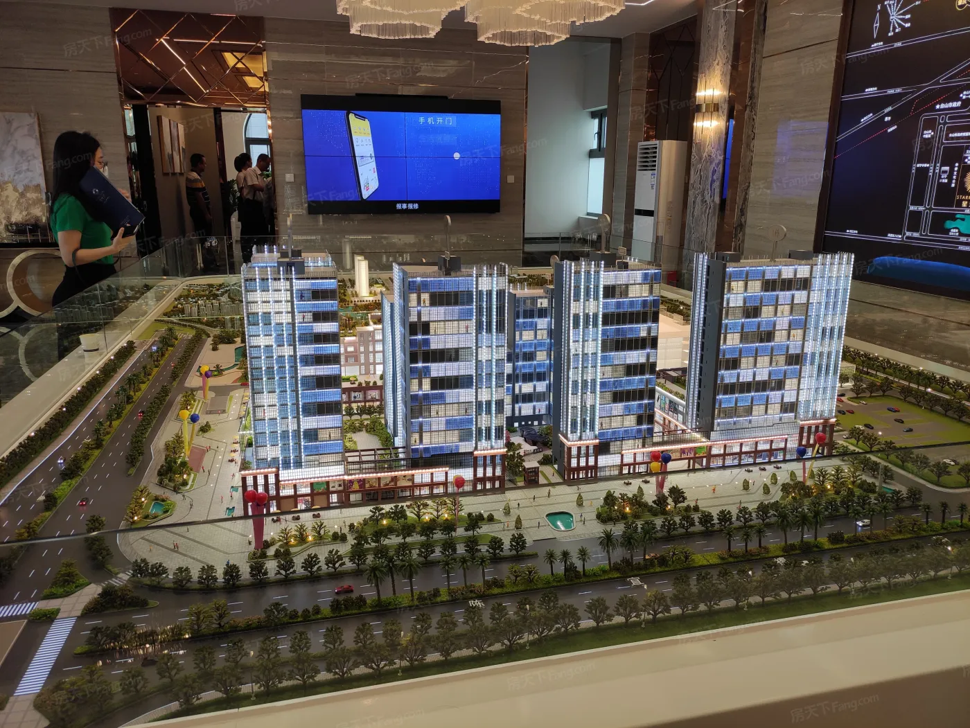 项目简介: 台山星光城位于粤港澳大湾区西部枢纽,大广海湾经济圈,辐射