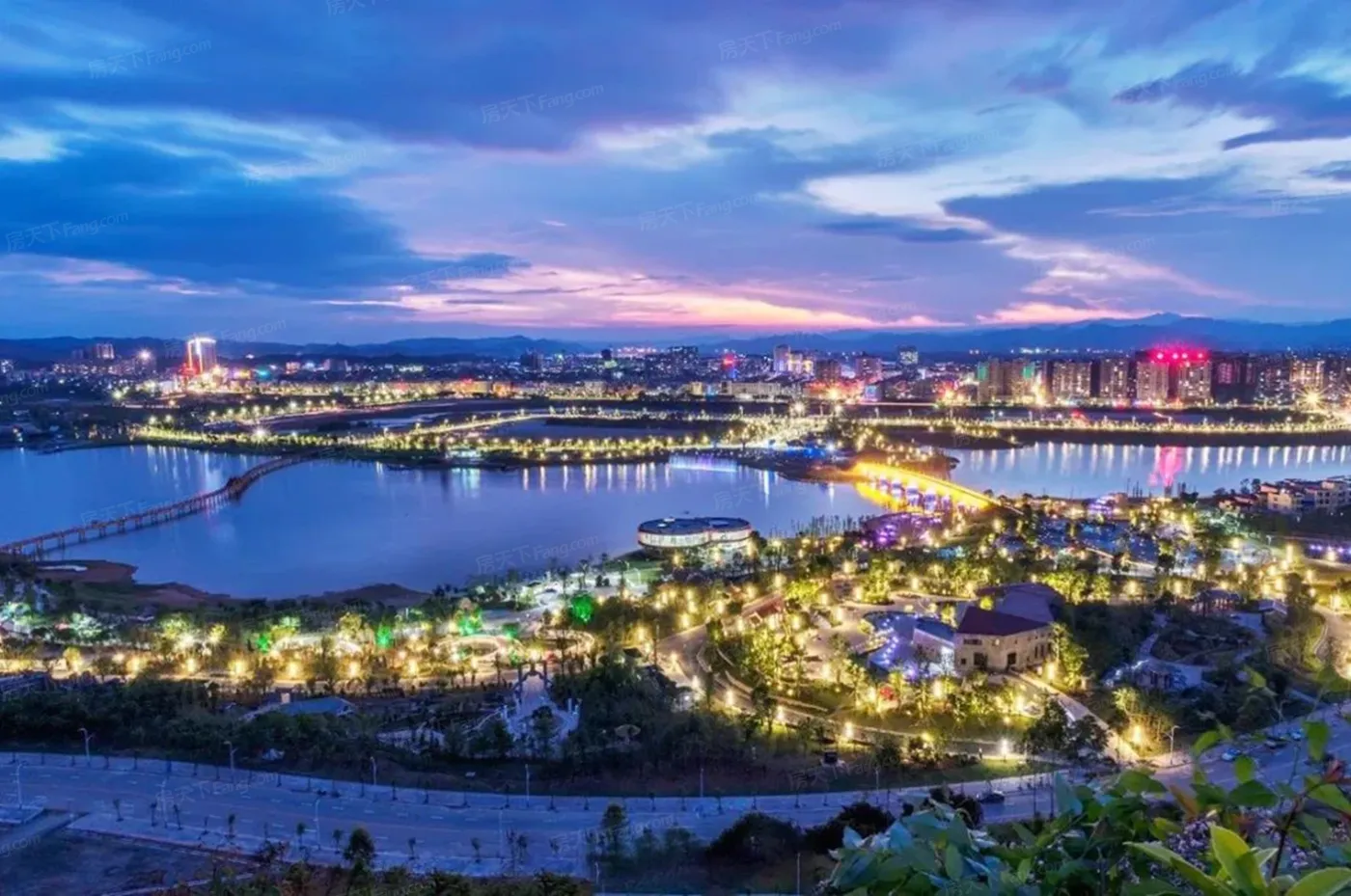 梧州梧州恒大绿洲 vs 钱隆世家谁是你的菜