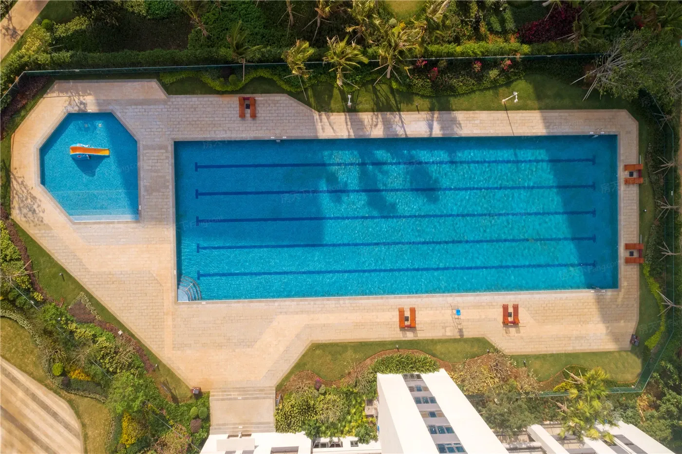 富力悦海湾公寓和双拼在售