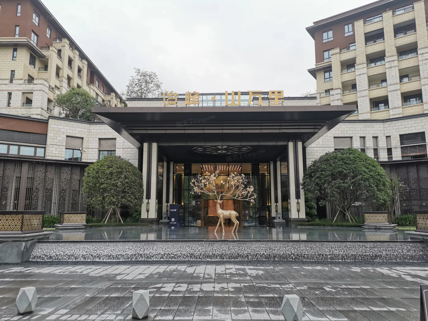 [实拍看房]分享俊峰·山万里的看房经历,如果你也和我一样在犹豫