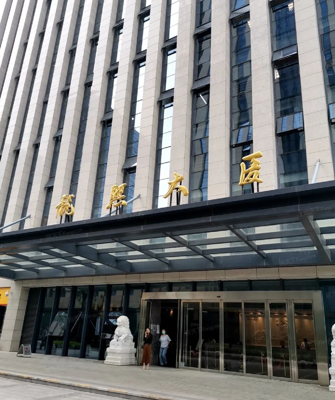 >58000元/平方米在线咨询(三)嘉业国际广场写字楼房源挂牌量为48套