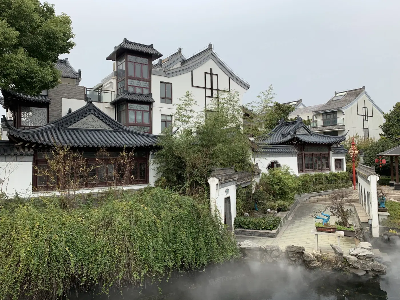 豪第坊扬州院子目前联排别墅在售