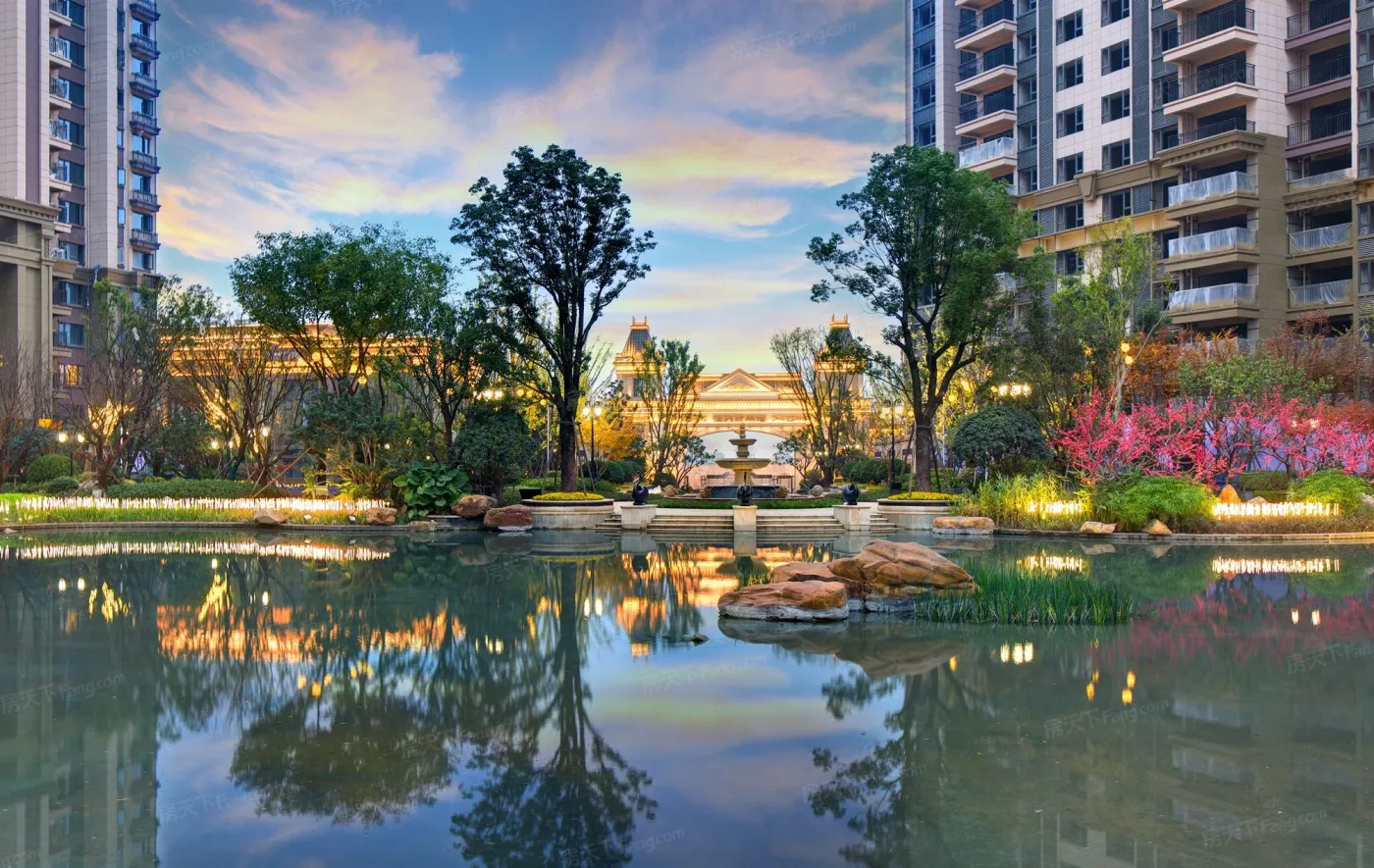 武汉恒大翡翠湾分期付款首期4万起