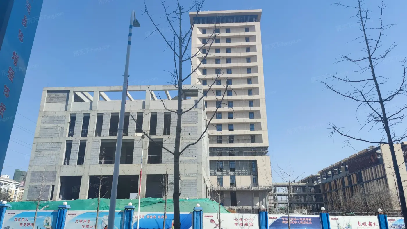 富力城 vs 保利·翰林苑哪个好?周边配套_基本信息对比-威海房天下