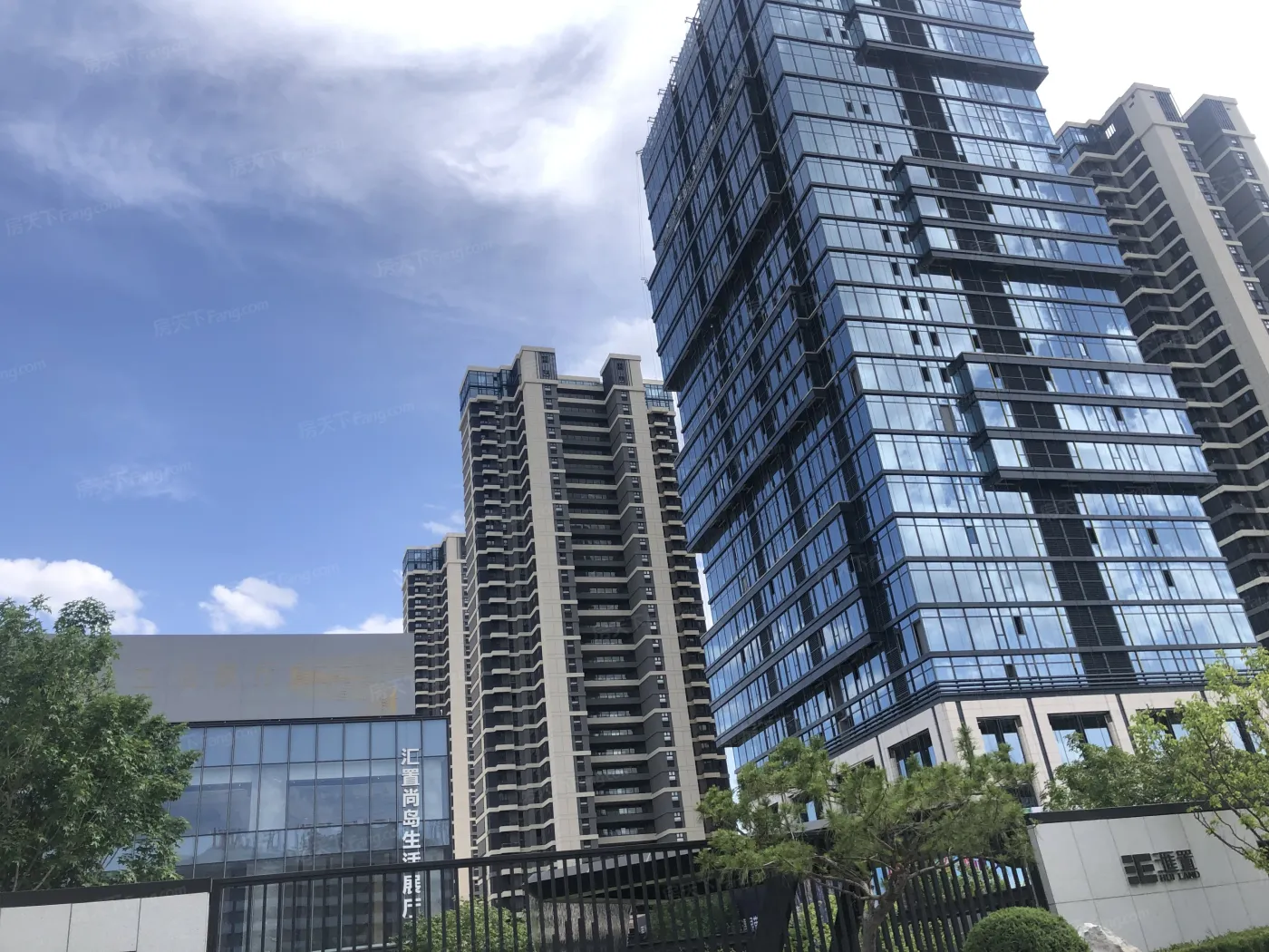 汇置尚岛在售高层均价12500元平