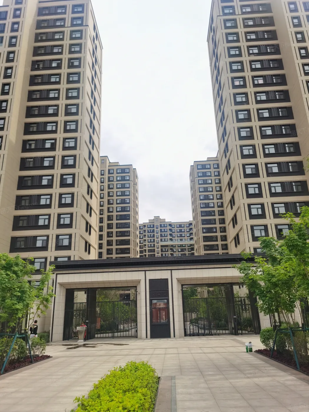 宝裕悦兰湾·二期兰锦在售高层及洋房