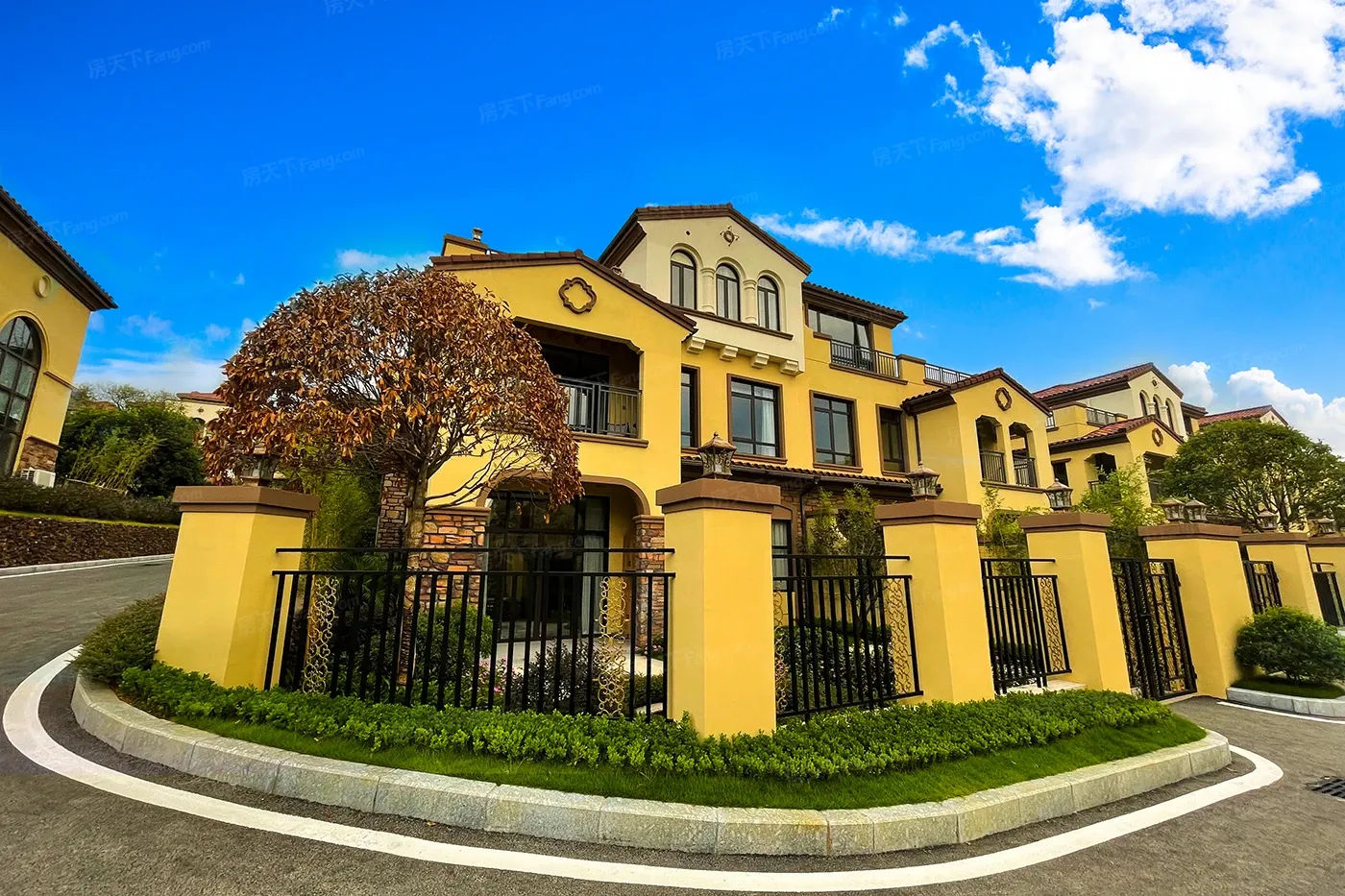 蓝城桂林桃李春风臻墅组团均价约8000元㎡