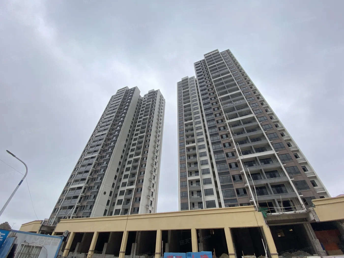 金御轩花园在售12号楼约84117㎡毛坯三至五房单位