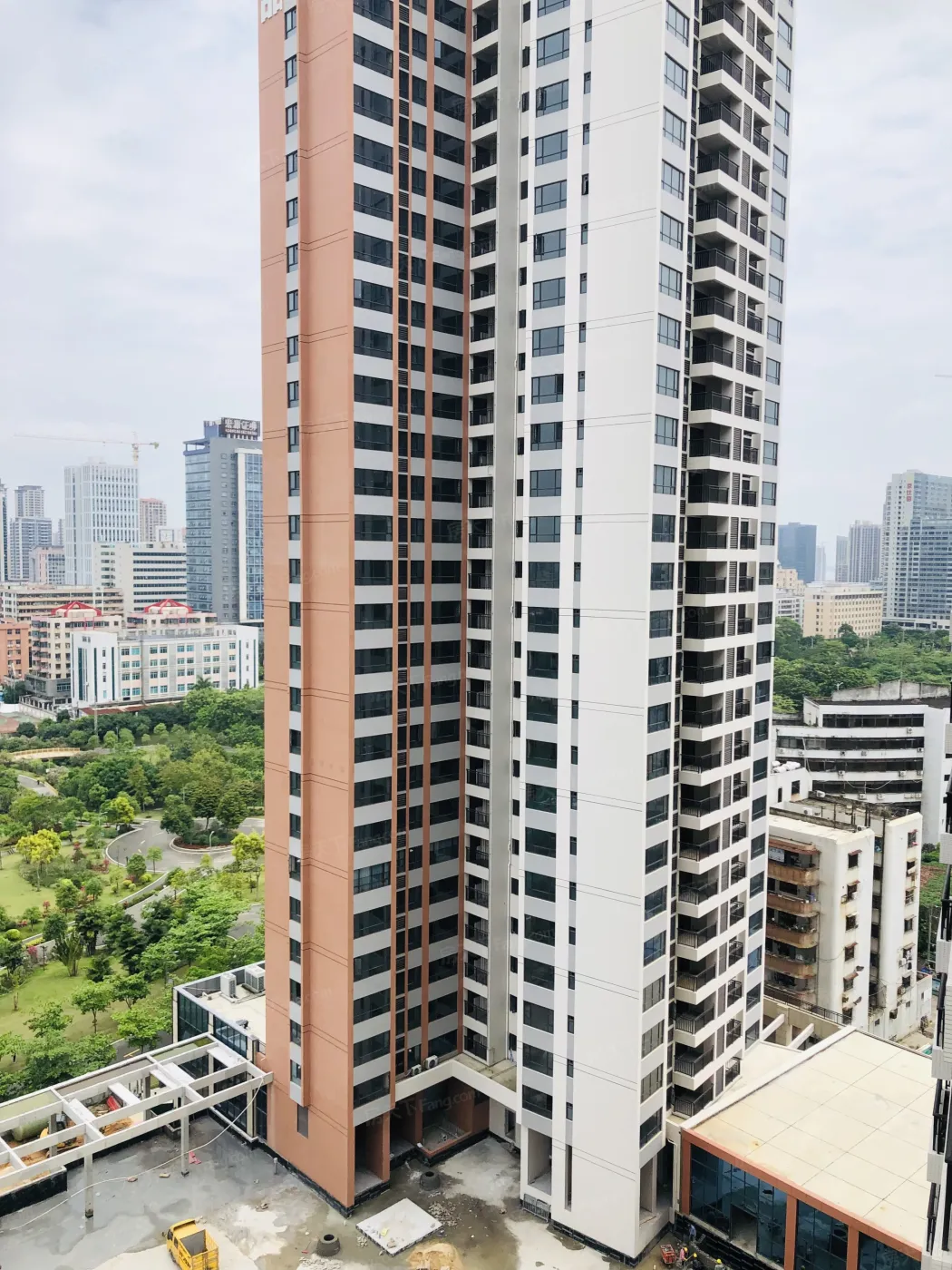 硕基一品建面约109-155㎡毛坯单位 均价约14500元/㎡_硕基一品-湛江房