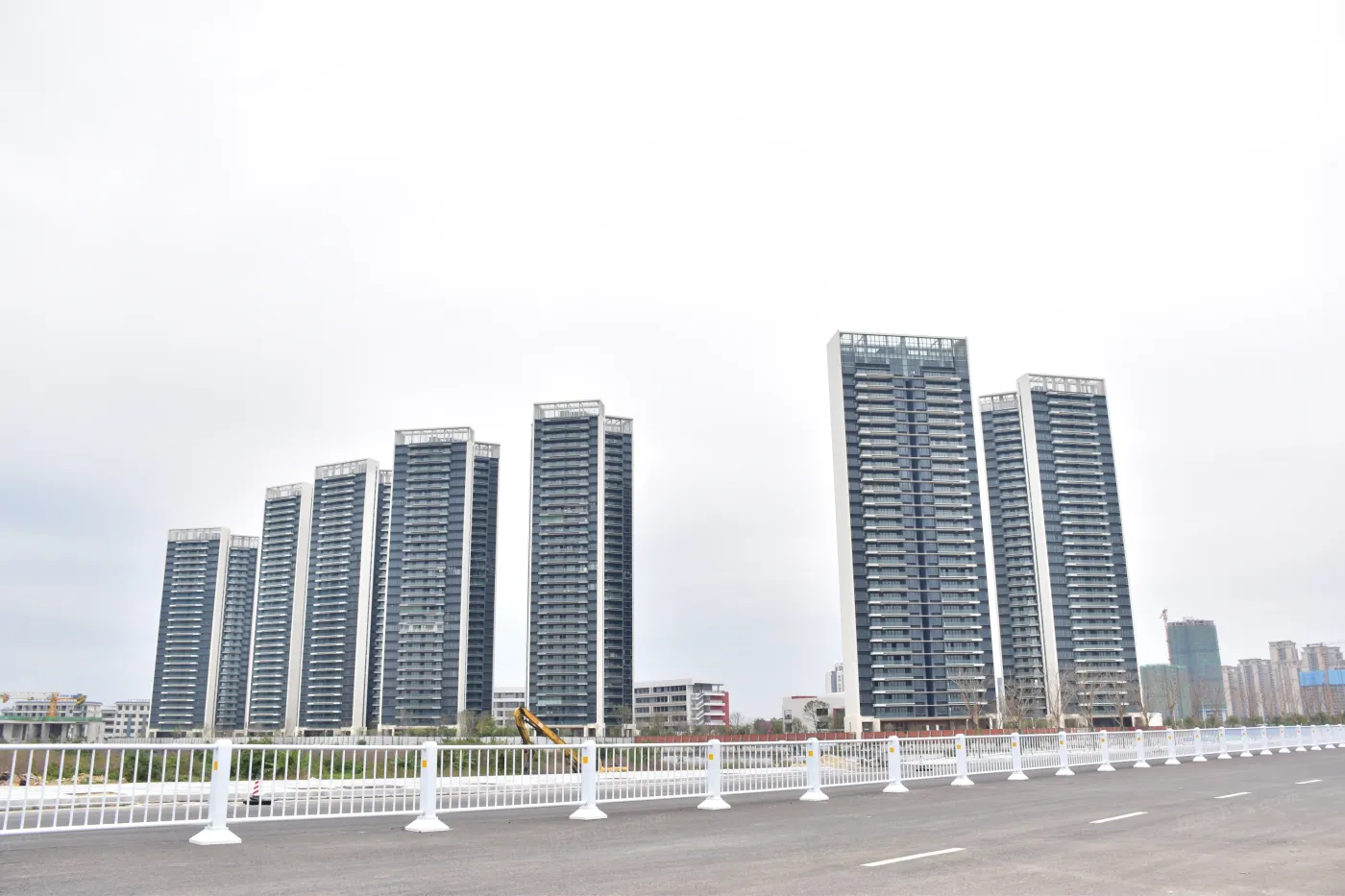 湛江华侨城欢乐海湾11号楼均价18000元㎡