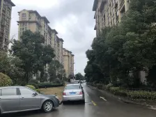 满五年,南北通透,视野开阔,采光充足,配套齐全