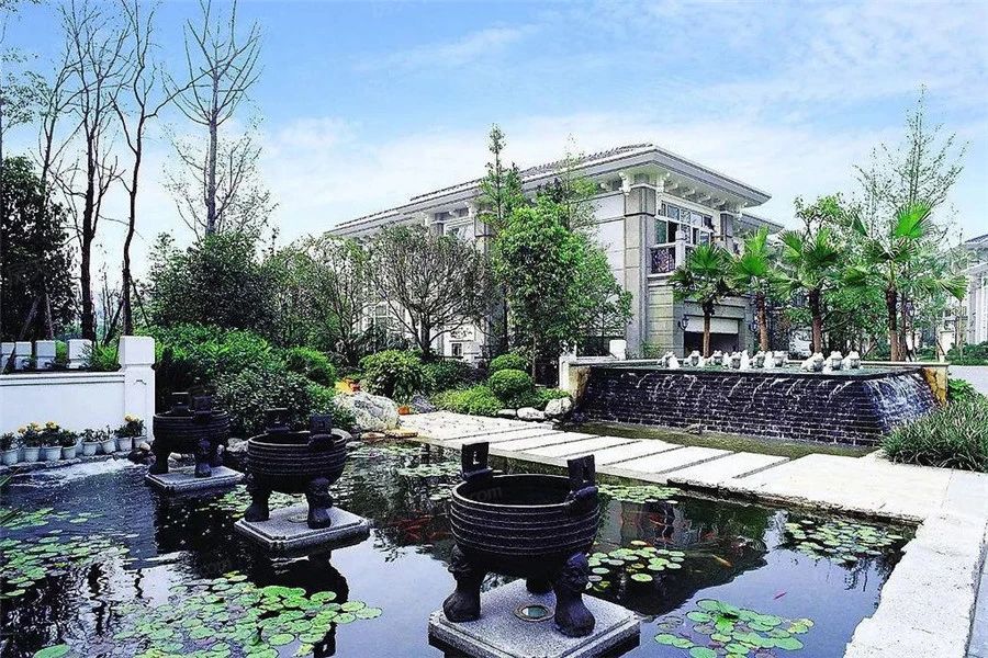 小区相关图