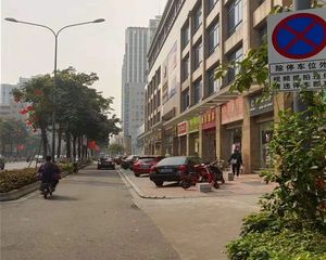望江单位,毛坯房装修自由,业主诚意出售
