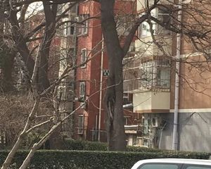 汽南小区3室1厅西北