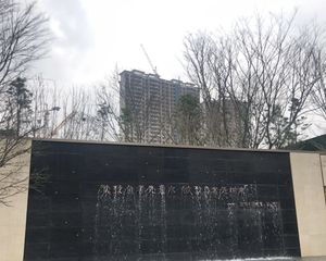 朗基紫境东来3室2厅西北