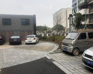 南北通户型 三房一卫 精装 保养好拎包入住