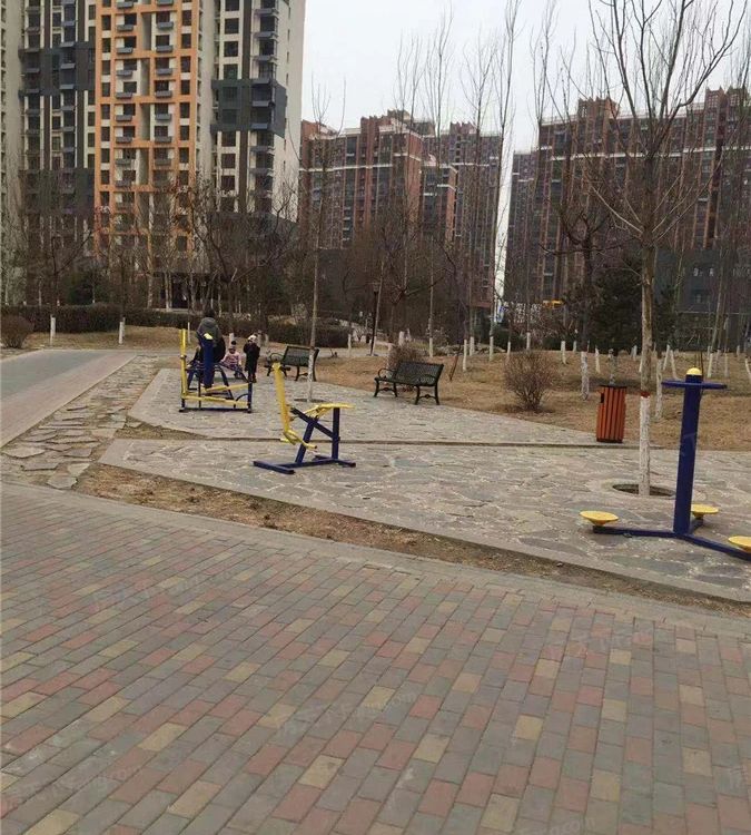 小区相关图