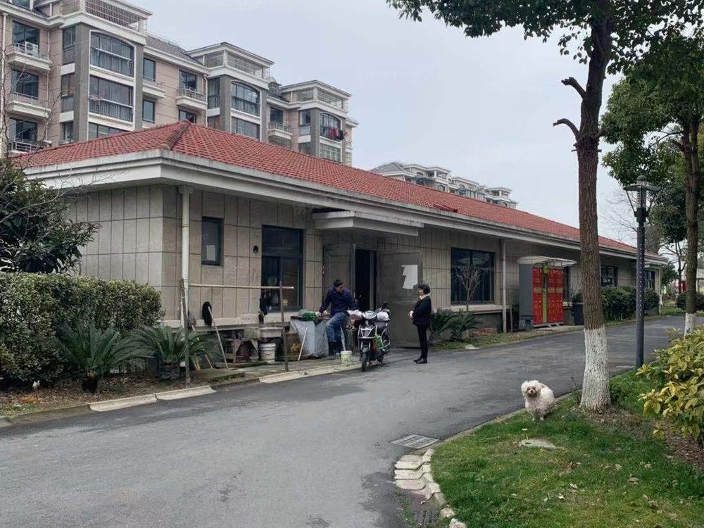 小区相关图