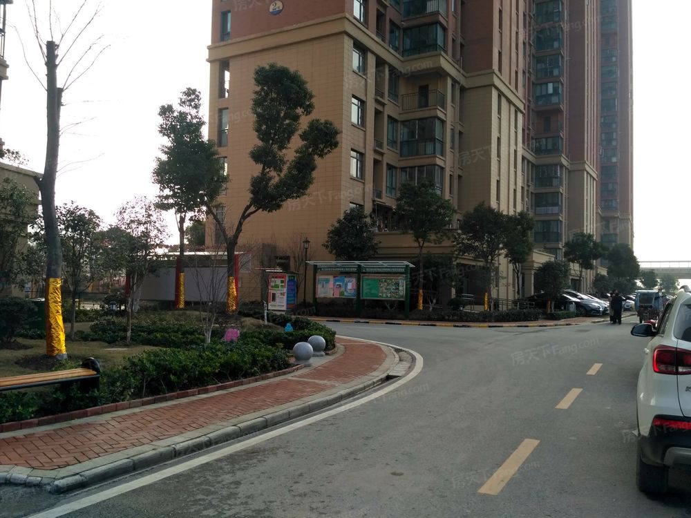 小区相关图