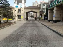 西班牙建筑风格 叠拼别墅 1跃2 带地下带车库 带花园