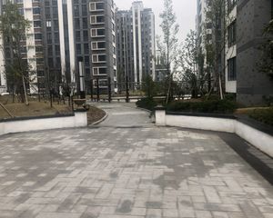 馨湖茗苑,三室,精装修,看房提前预约