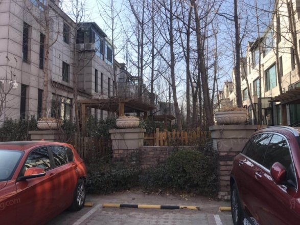 江南山水别墅实景图