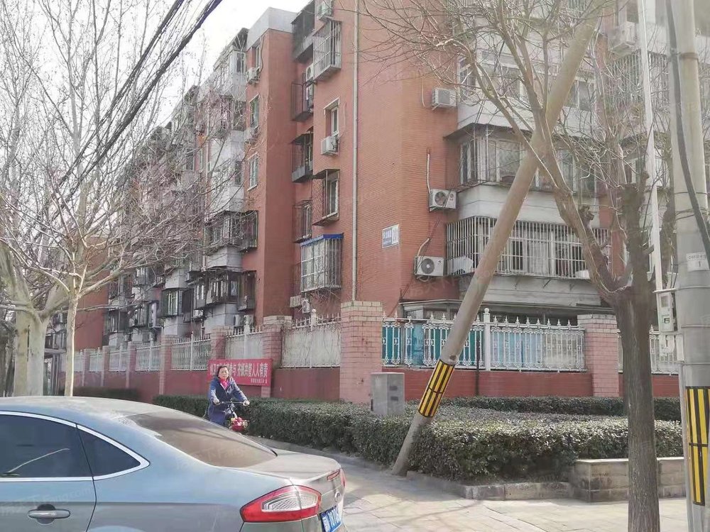 小区相关图