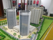 毛坯新房 单价八千 两室两厅 河景房落地窗