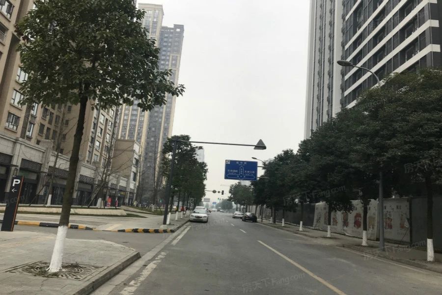 小区相关图