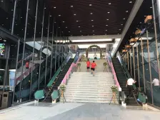 楼间距宽阔,楼层好,户型方正,配套设施齐全