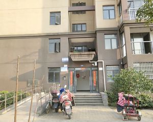 采光充足 视野开阔 交通便利 配套齐全