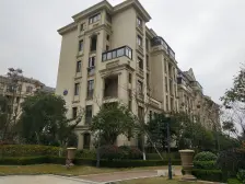 业主诚售 电梯洋房 好楼层 带60平储藏间