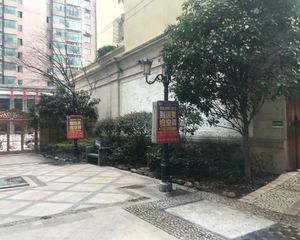 南北通透 舒适户型 小区环境优美 满两年 视野开阔;采光充