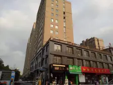 南北通透 舒适户型 小区环境优美 满两年 视野开阔;采光充