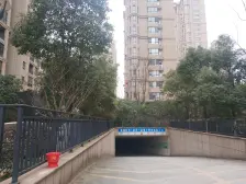 一附院旁精装修复式大露台景观佳居家自住材料诚心出售