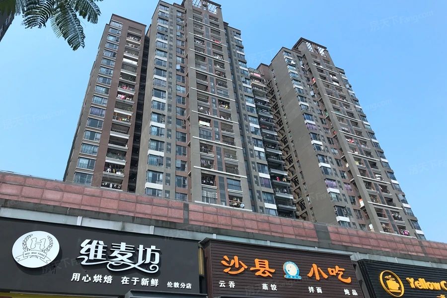 万科沁园(业主急售)送车位 三房两卫 南向,佛山顺德伦教万科沁园二手