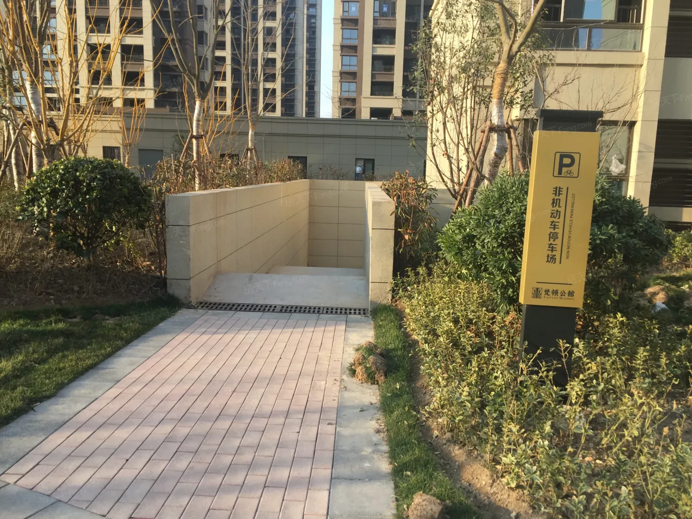 绿地商务城·梵顿公馆图片相册,户型图,样板间图,装修效果图,实景图-