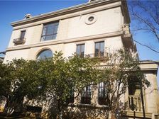 附院旁边 叠墅实际面积350平 急售急售 出国