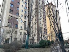 地铁5号线精装三室无遮挡采光好楼层好诚心出售