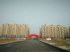 洋房1楼 精装三室 南北通厅 采光不挡