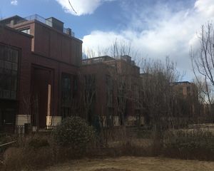 龙熙旭辉6號院4室2厅南北