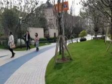 新上铂悦湖景四房 边户 保养好 诚心卖