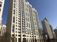 外滩首府5室2厅南北