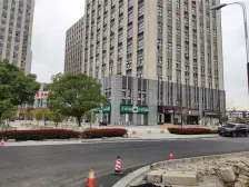 此房复式上下二层 可利用空间大