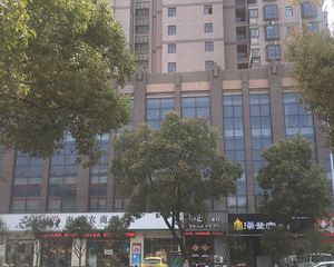 南钢大厦南北通透,采光好装修好,环镜优美近地铁视野好,诚心出售