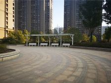 地铁口小海花园140平米 首排飞机户型 精装修拎包入住